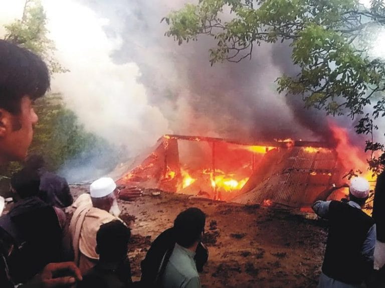 House Consist of Four Rooms Is Totally destroyed Of Sky High lightning