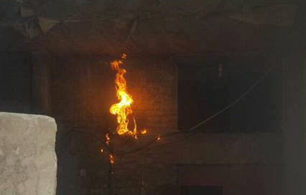 کبل، بجلی شارٹ سر کٹ سے مکان میں آگ لگ گئی