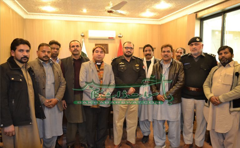 مسیحی برادری کے نمائندہ وفد کی ڈی پی او سوات سے ملاقات