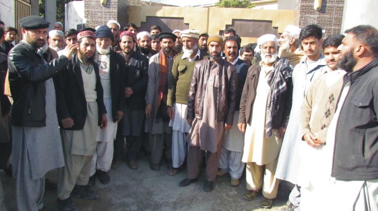 پانی کی بندش کے خلاف اہل بارامہ سراپااحتجاج