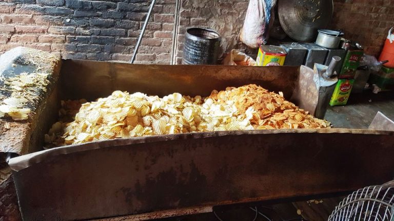 سول سوسائٹی غیر معیاری چپس ،پاپڑ کے خلاف میدان میں کود پڑی