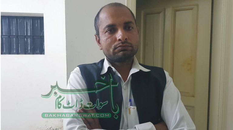 خود کو خفیہ ایجنسی کا آفیسر ظاہر کرنے والے کا 2بھائیوں پر تشدد