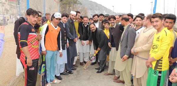 فضل حکیم کا گراسی گراؤنڈ کی تذئین وآرائش کے منصوبے کا معائنہ