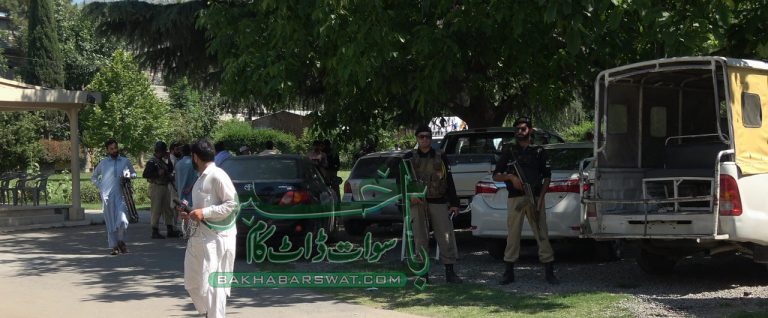 نگران وزیر اعظم کے گھر پر سیکورٹی کی غرض سے پولیس اہلکار تعینات