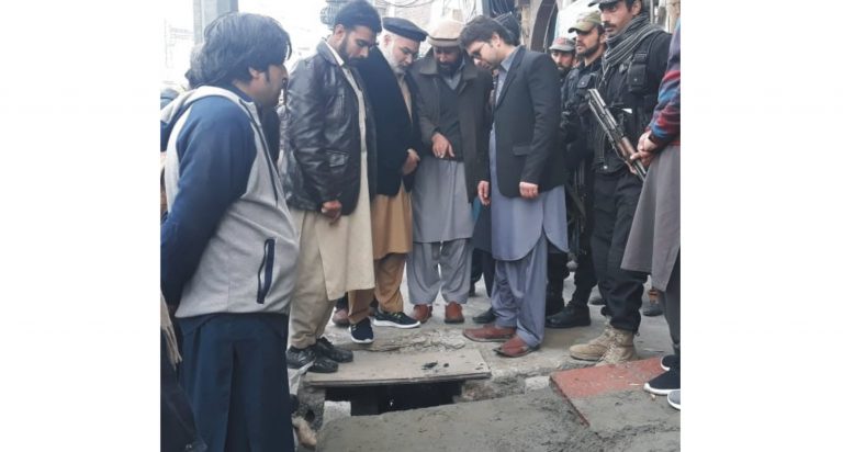 ضلعی کچہری کی حدود میں تجاوزات کے خلاف گرینڈ آپریشن، کھوکے مسمار