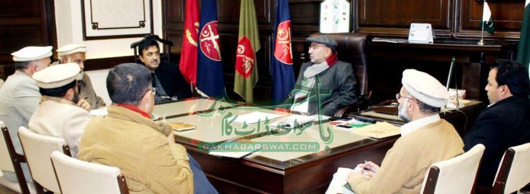 کمشنر ملاکنڈ ڈویژن کی زیر صدارت اجلاس، تاریخی چناروں کو کاٹنے کا فیصلہ