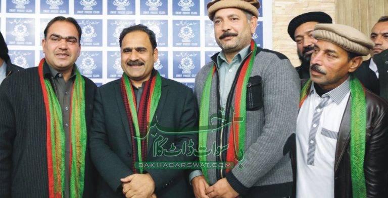جہانزیب گوگل اور محمد رحمان   خاندان و ساتھیوں سمیت پی ٹی آئی میں شمولیت