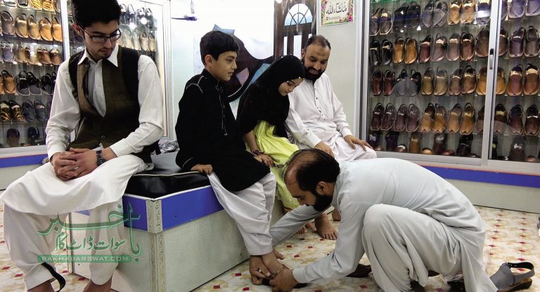 پائیداری کی بدولت پشاوری چپل دو تا تین سال خراب نہیں ہوتے