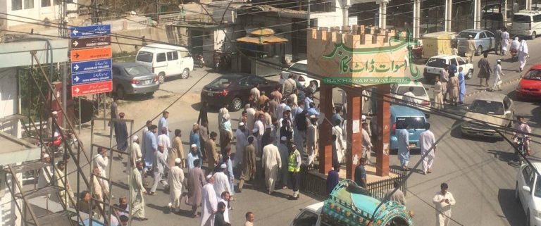 غیر قانونی رکشوں کی پکڑ دھکڑ، ڈرائیوروں کی دوسرے روز بھی جزوی ہڑتال جاری