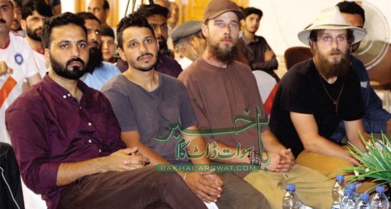 ڈسکوری چینل کے چاڈ مائیکل کیل، رضا ایرک اور کوڈی شیر ووڈ کا سوات کا دورہ