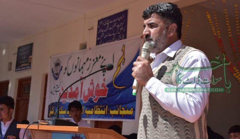 ہشتم جماعت کا بورڈ امتحان غیر دانشمندانہ فیصلہ ہے، ثواب خان