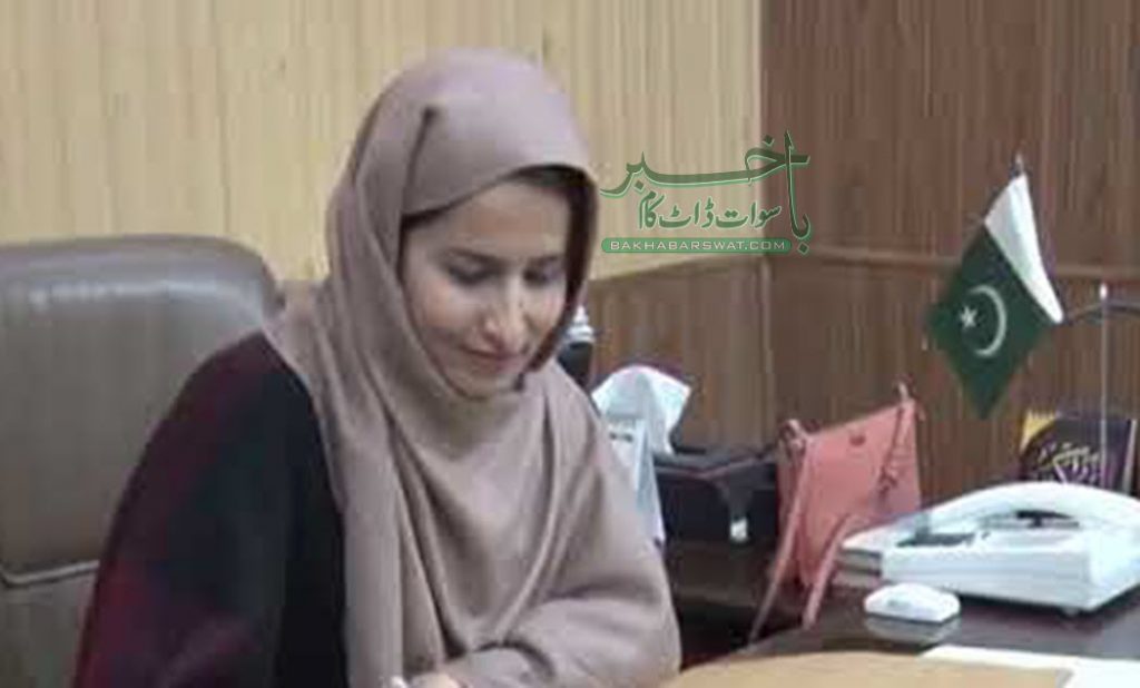 خواتین کو چاہیے کہ مقابلے کے امتحانات میں شامل ہوکر آفیسر بنیں، اے سی انعم ناصر