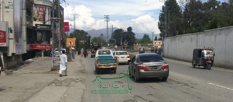 سوات، لاک ڈاؤن میں نرمی، دکانیں کھلی اور ٹریفک رواں دواں رہی
