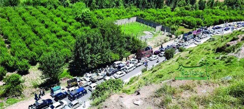 انتظامیہ کی کوششیں ناکام، ہزاروں سیاح سوات پہنچ گئے