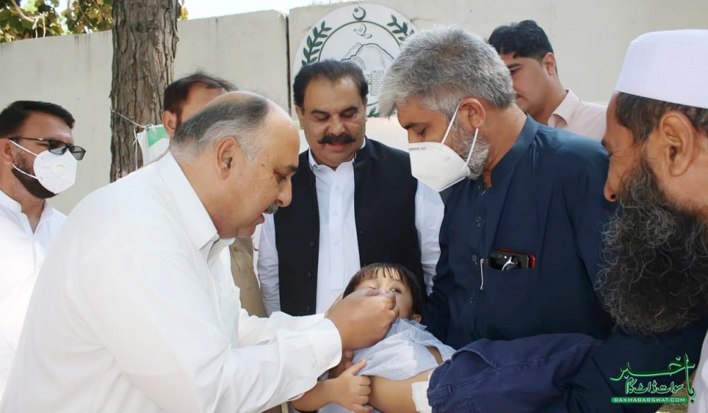 سوات، پولیوکے قطرے پلانے کی پنج روزہ مہم کا آغاز ہوگیا