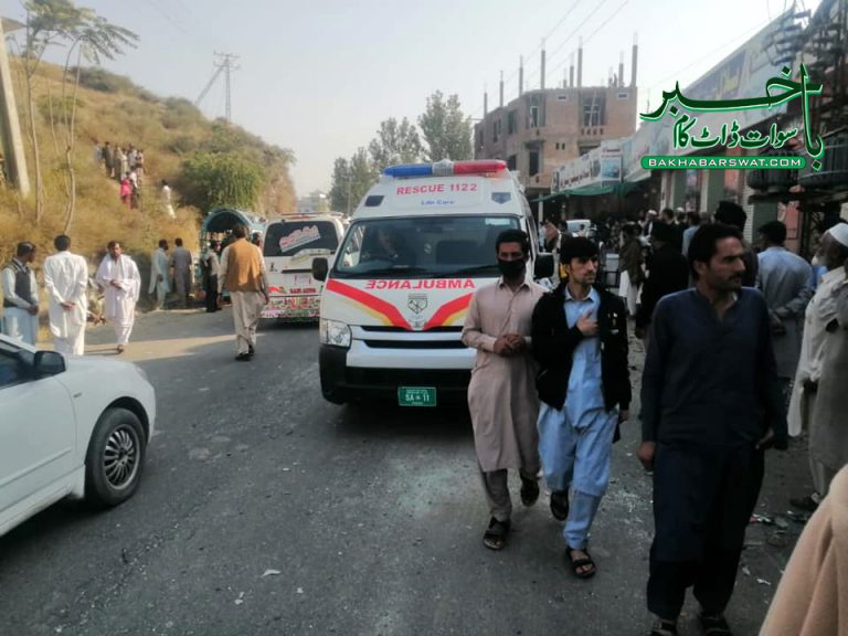 سوات ٹریفک واقعات،ایک شخص جاں بحق، سکول کے بچوں سمیت 29 زخمی