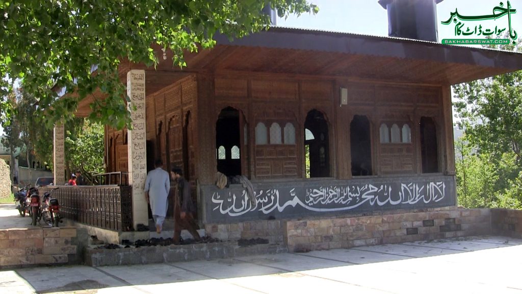 باغ ڈھیرئی، دریائے سوات کے کنارے منفرد مسجد کی تعمیر