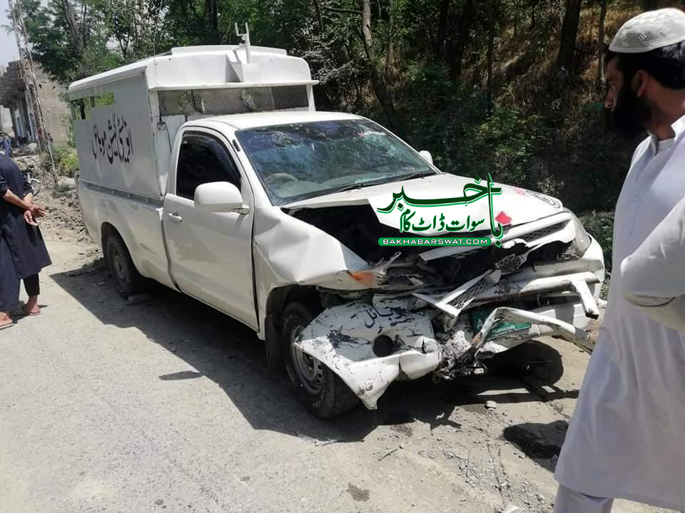 شوخدڑہ، پولیس موبائل اور موٹر کار میں تصادم، 8افراد زخمی