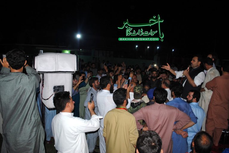 آزاد کشمیر میں جیت پی ٹی آئی کی مقبولیت میں مزید اضافہ کا ثبوت ہے، فضل حکیم