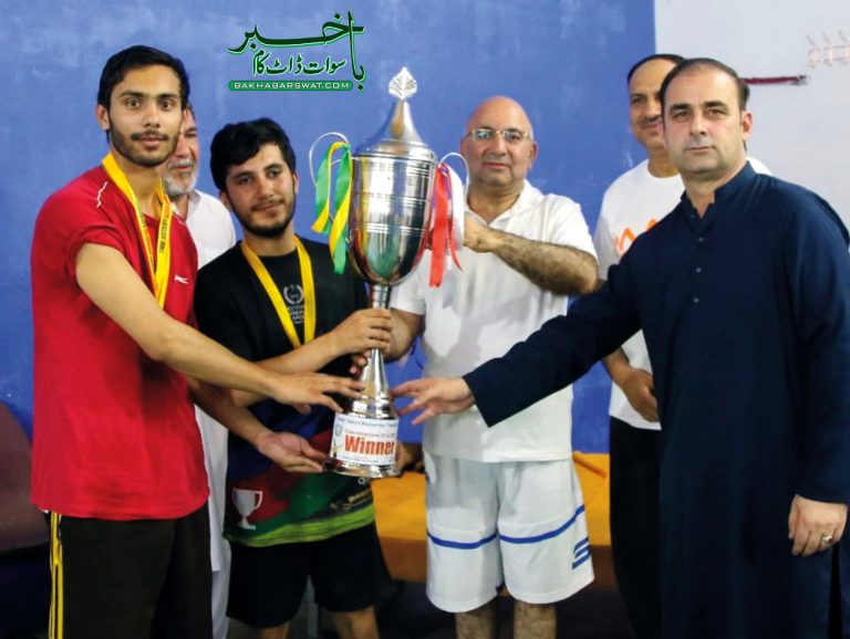 سوات، انٹرنیشنل کھلاڑی عبدالباسط بیڈ منٹن کا ضلعی چمپئن بن گیا