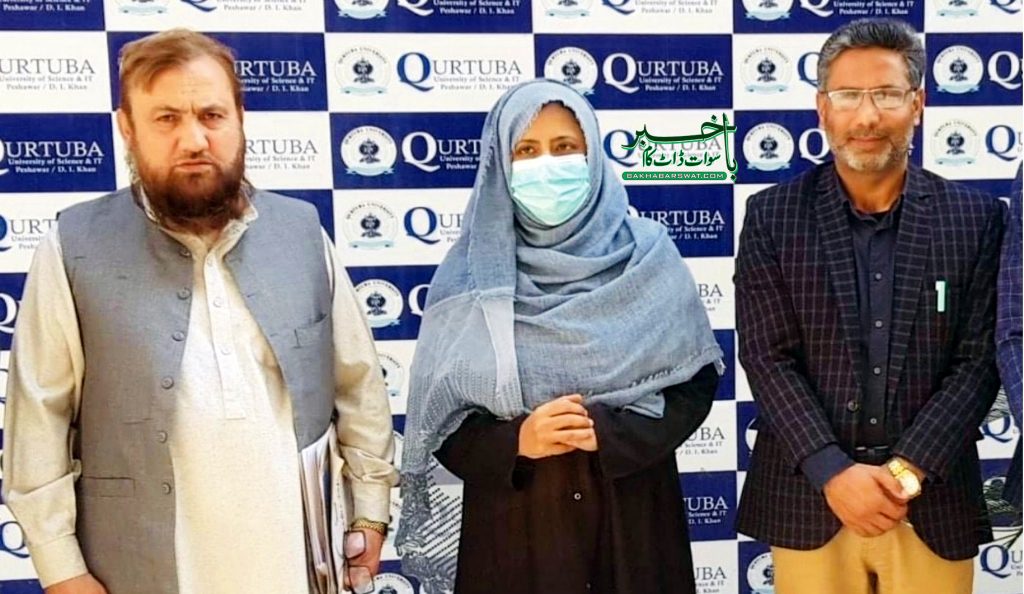 سوات، سینئر صحافی فضل خالق نے اپنے ایم فل مقالے کا کامیابی سے دفاع کیا
