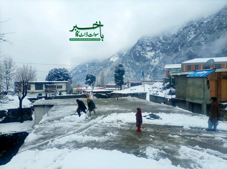 سوات، بارش و برف باری کا سلسلہ جاری، سردی شدت اختیار کرگئی
