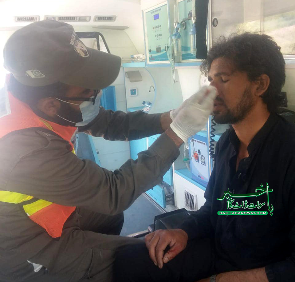 کبل، تیز رفتاری کے باعث رکشہ الٹ گیا، تین افراد زخمی