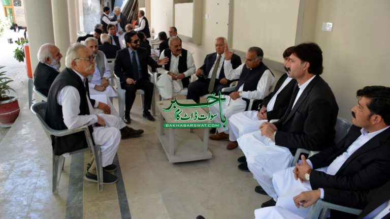سانحہ کبل، ملاکنڈ ڈویژن کے دس اضلاع میں وکلا کی ہڑتال