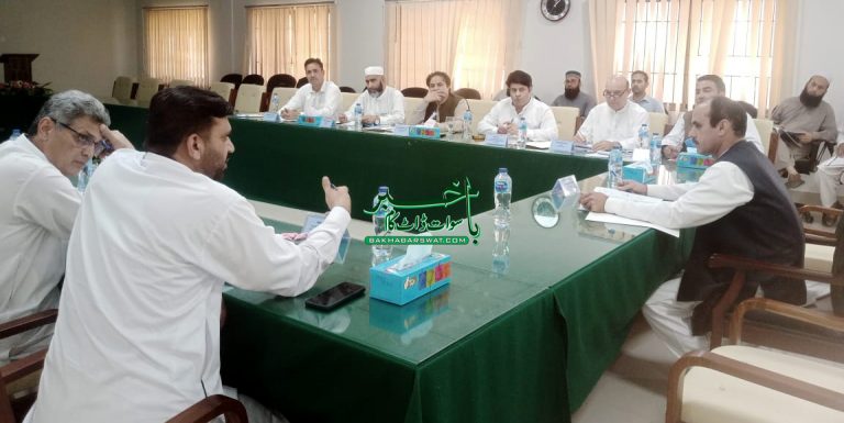 سوات یونیورسٹی، سات شعبہ جات کرایہ کی عمارتوں سے مین کیمپس منتقل