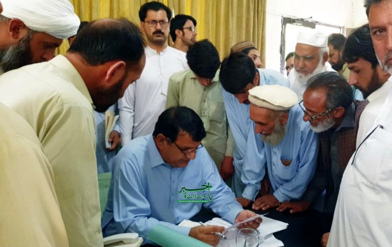 تحریک انصاف والوں کو جھوٹ کا عالمی ایوارڈ ملنا چاہیے، امیر مقام