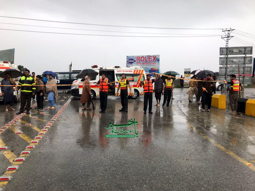 سوات آنے والی تمام سڑکوں کو ٹریفک کے لئے کھول دیا گیا