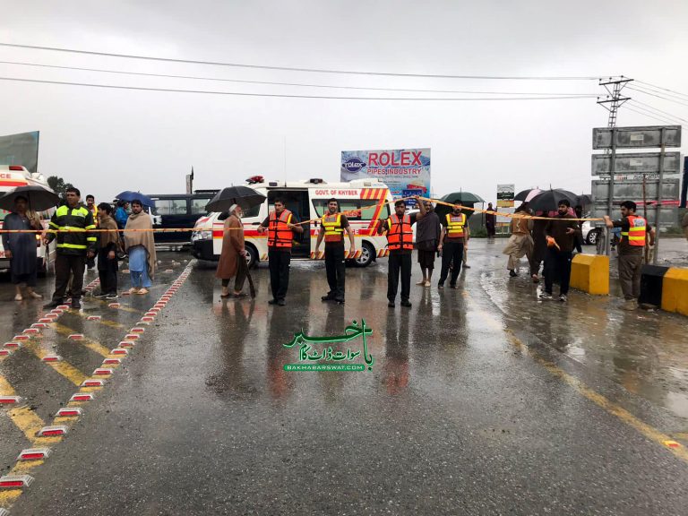 سوات آنے والی تمام سڑکوں کو ٹریفک کے لئے کھول دیا گیا