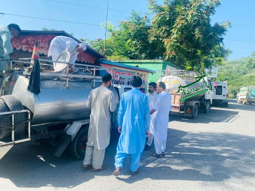 لنڈاکے،بھاری مقدار میں ملاوٹ شدہ دودھ تلف کردیا گیا