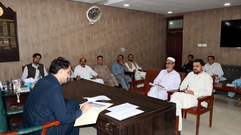 سوات، موسم سرما کے ہنگامی پلان کے حوالے سے اجلا س منعقد