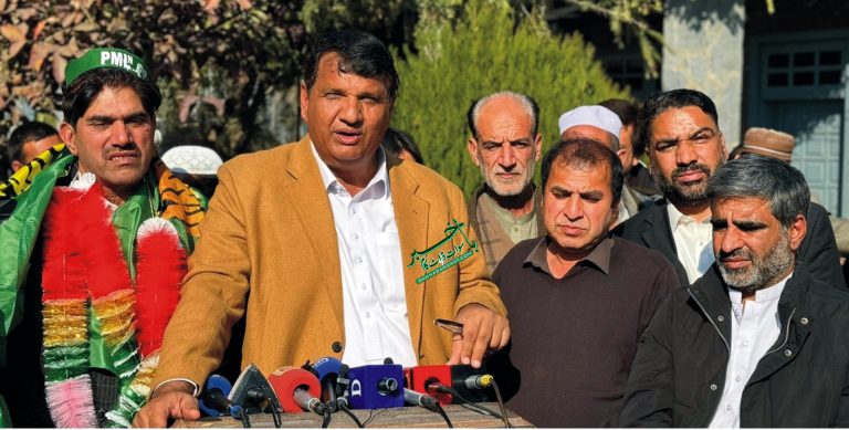 پی ٹی آئی نے ملک کو تباہی کے دہانے پر لاکھڑا کیا ہے، امیر مقام
