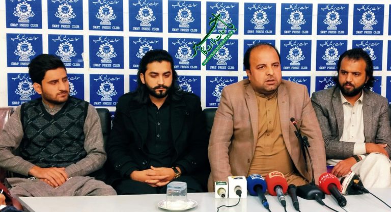 قید و بند کی صعوبتیں ہم نے برداشت کیں اور ٹکٹ کوئی اور لے اُڑا، ملک آصف شہزاد