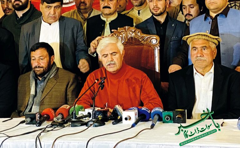 اسلام آباد کے گرم کمروں میں بیٹھے لوگ زمینی حقائق سے بے خبر ہیں، محمود خان