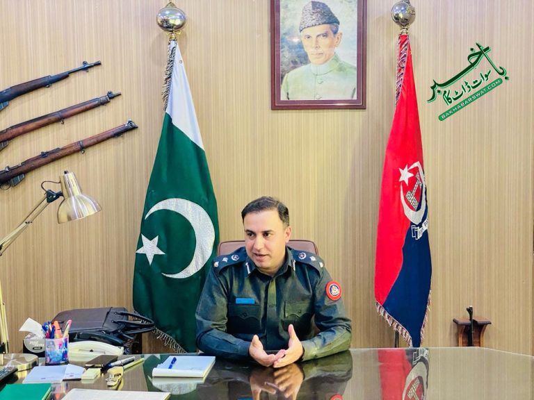 ڈی پی او سوات کی جانب سے شہدا کے خاندانوں میں عید تحائف تقسیم