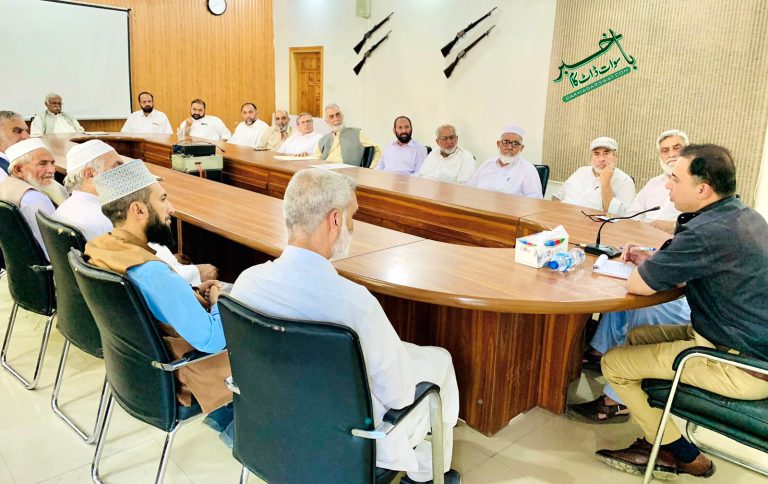 سوات، ڈی پی اُو کی سربراہی میں جملہ ڈی آر سی چیئرمینوں کے ساتھ اجلاس
