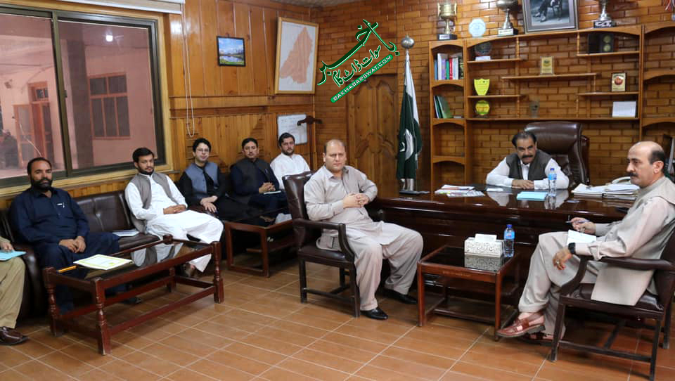 کمشنر ملاکنڈ ڈویژن کی زیرِ صدارت اضلاع کی کارکردگی سے متعلق اجلاس