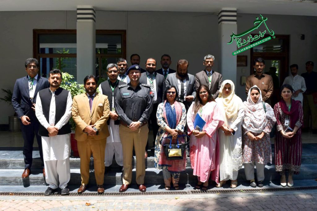سوات، چالیسویں مڈکئیرئیر مینجمنٹ کورس کے زیرِ تربیت آفیسرز کی آر پی او سے ملاقات