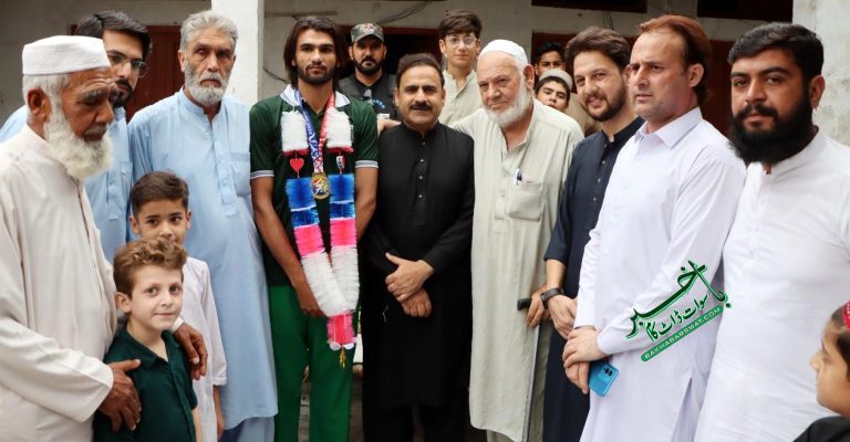 عامر خان نے خیبر پختونخوا کا نام روشن کیا ہے، فضل حکیم خان یوسفزئی