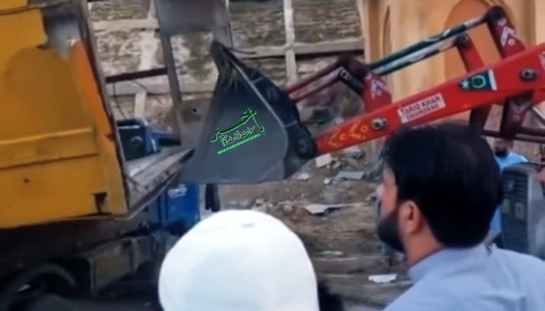 سوات، این ایچ کے روڈ ٹیکس کے لیے لگائے گئے کیبین توڑ کر لے جائے گئے