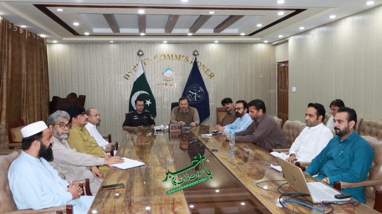 ڈی سی اور ڈی پی او سوات کی صدارت میں علاقائی صورت حال پر جرگہ